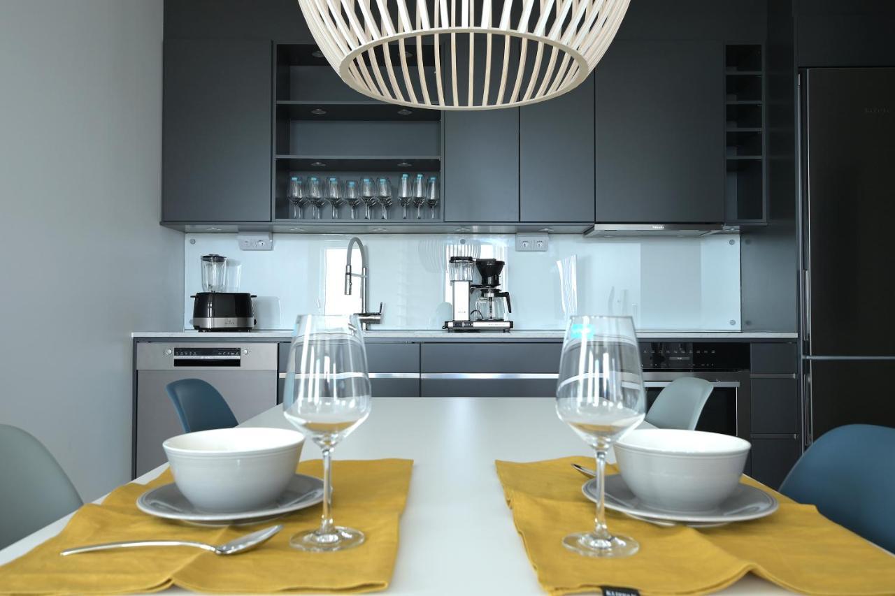 Ahusbrygga Apartment Hotel Екстер'єр фото
